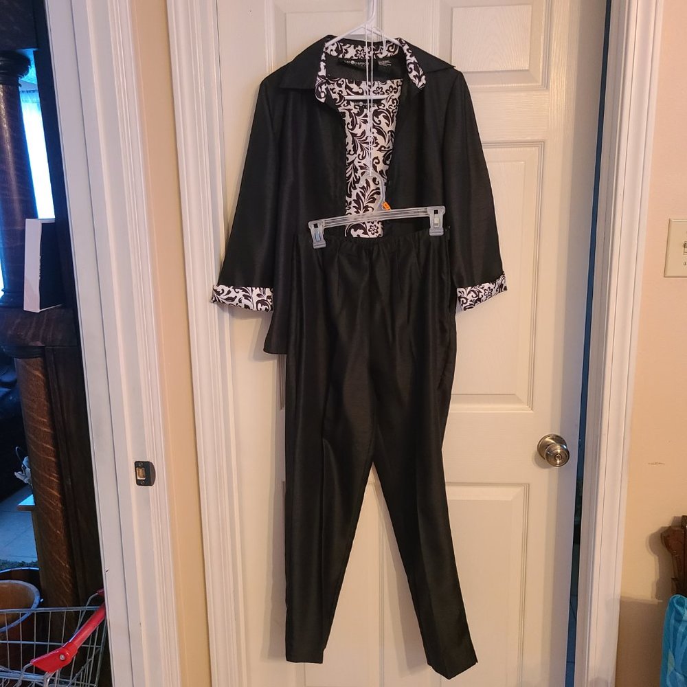 Sage Harbor 3 Piece Suit